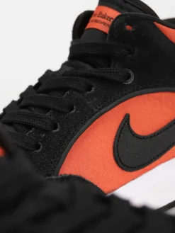 Nike SB React Leo Shoes