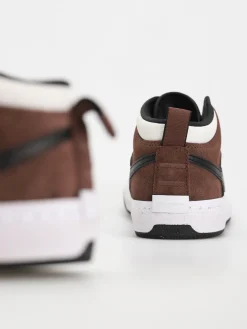 Nike SB React Leo Shoes