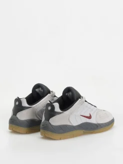 Nike SB Vertebrae Shoes