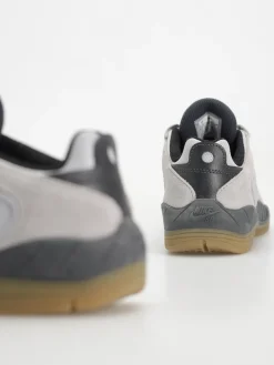 Nike SB Vertebrae Shoes