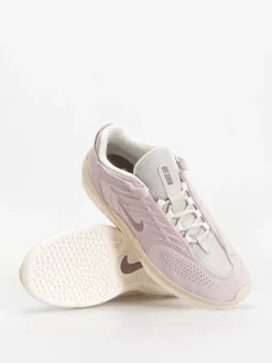 Nike SB Vertebrae Shoes