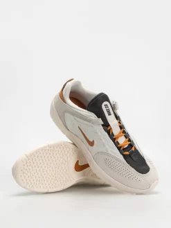 Nike SB Vertebrae Shoes