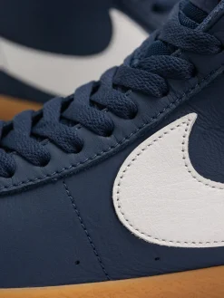 Nike SB Zoom Blazer Mid Iso Shoes