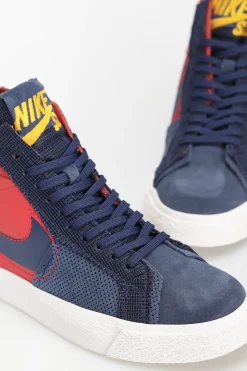 Nike SB Zoom Blazer Mid Prm Shoes