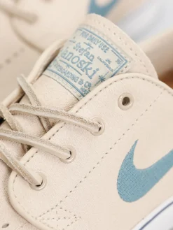 Nike SB Zoom Janoski OG+ Shoes