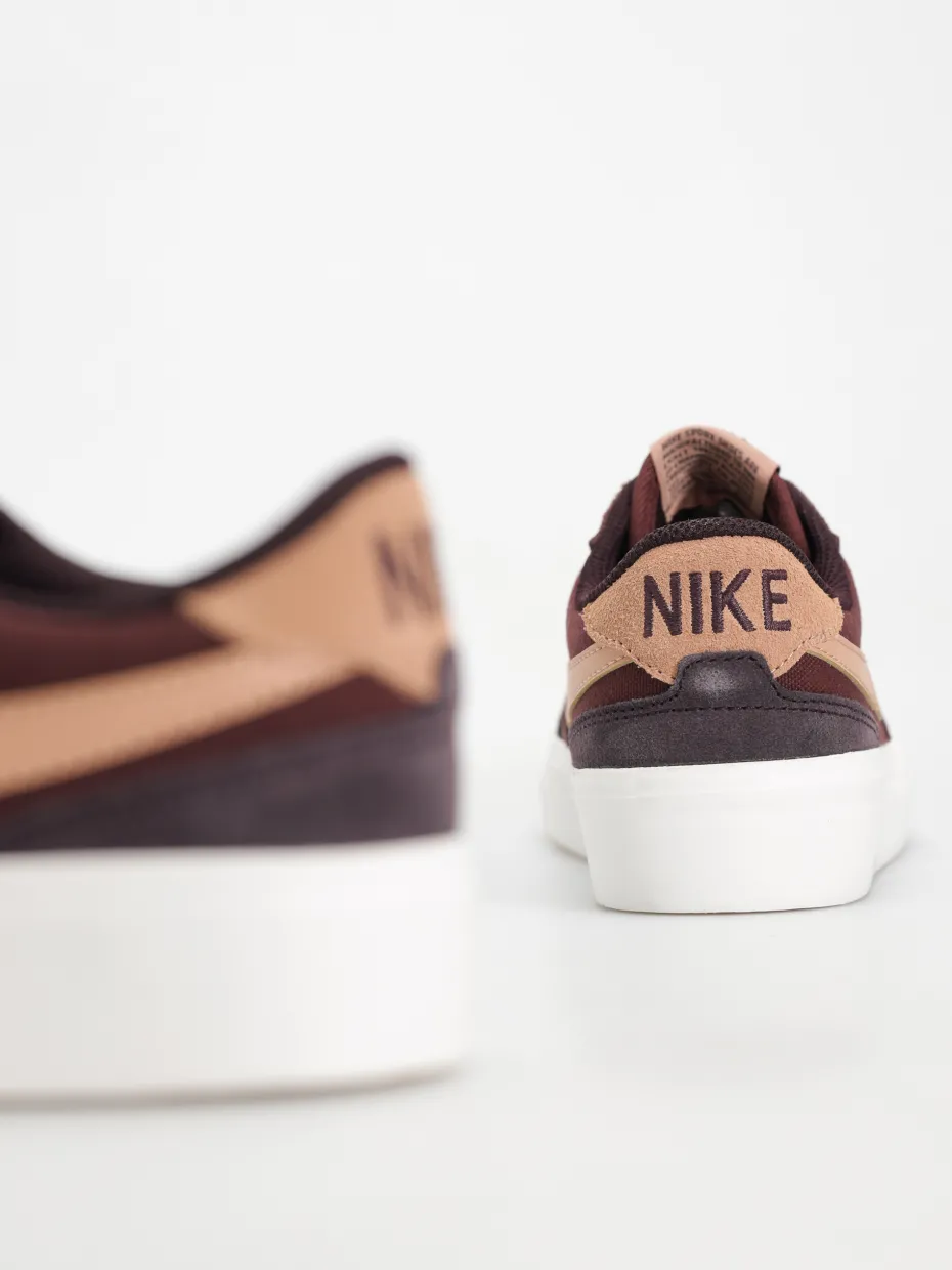 Nike SB Zoom Pogo Plus Shoes