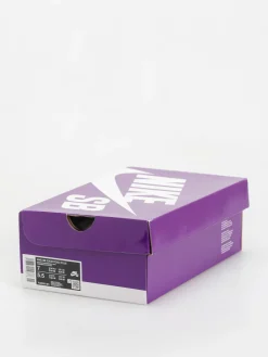 Nike SB Zoom Pogo Plus Shoes