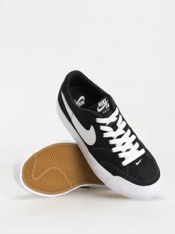 Nike SB Zoom Pogo Plus Shoes