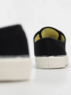 Novesta Star Master Chucks