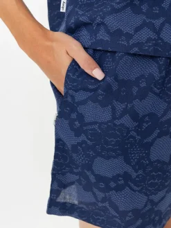 OBEY Cecilie Lace Shorts Wmn