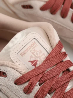 Reebok Club C Bulc Wmn Shoes