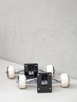 Tensor Darkstar Dissent Trucks