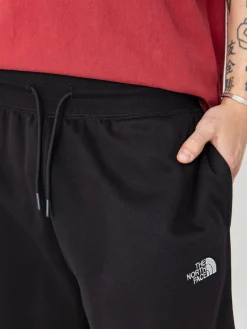 The North Face Essential Relaxed Shorts