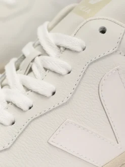 Veja V-90 Shoes