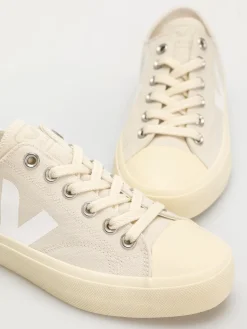 Veja Wata II Low Wmn Shoes