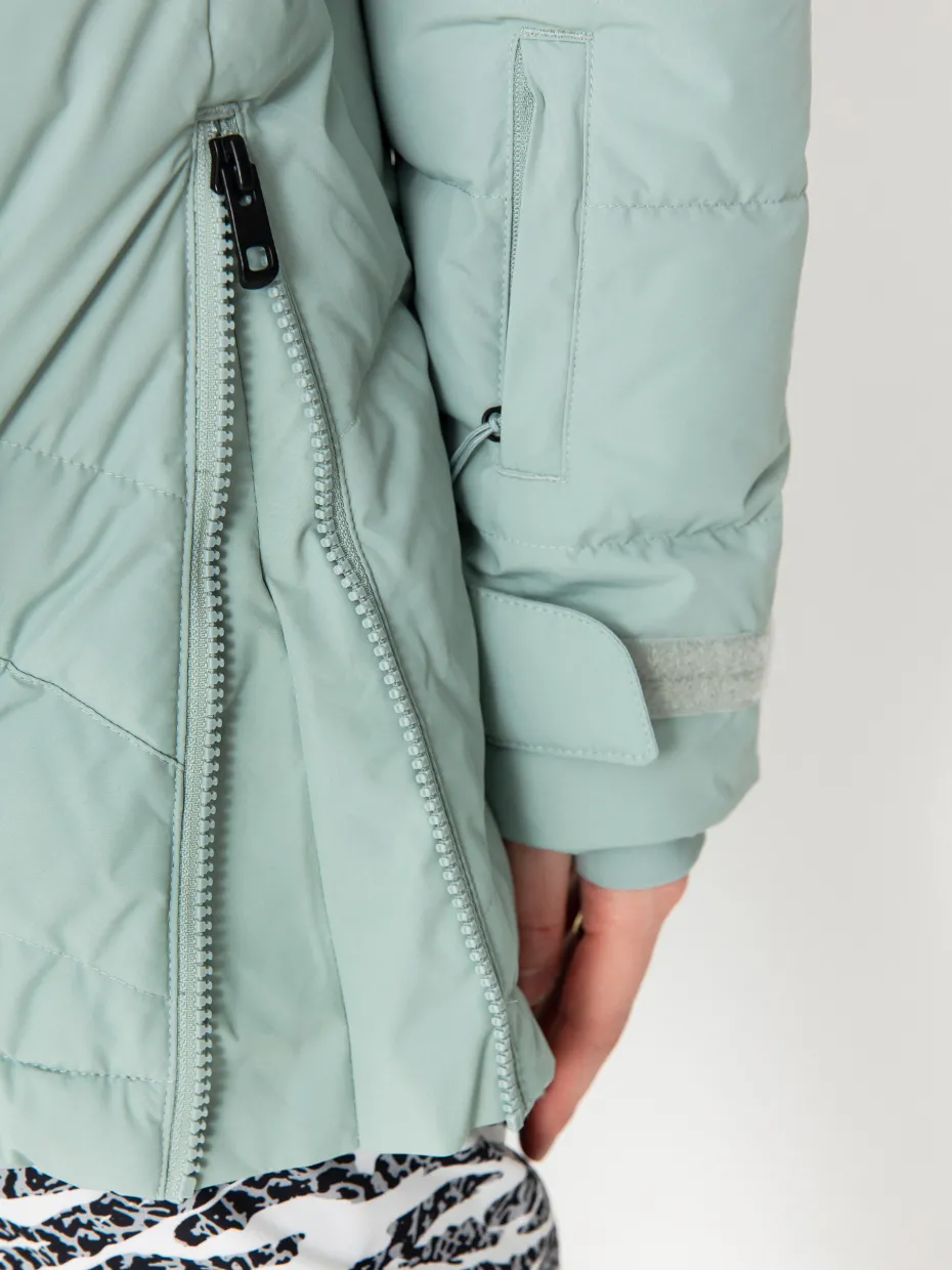 Womens Burton Snowboard jacket Loyil Down